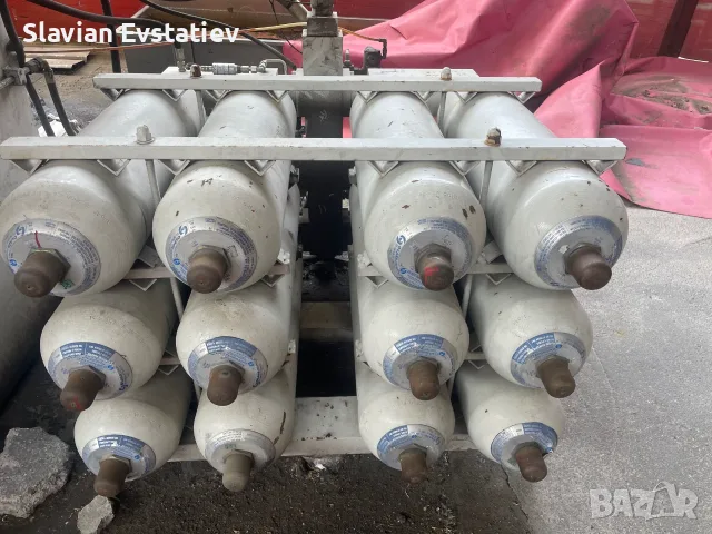 Хидравлична акумулаторна станция Olaer – 12x 25L бутилки (300L общо) – 210 Bar