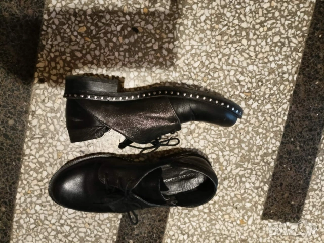  два чифта ест. кожа цената е за двата, снимка 5 - Дамски ежедневни обувки - 49592549