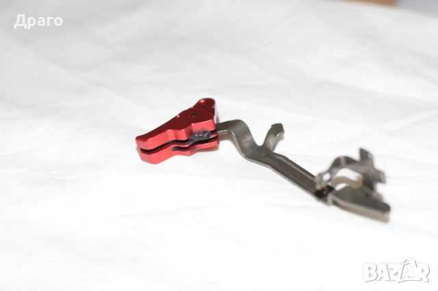 Лот части и аксесоари за Glock 17 , снимка 13 - Бойно оръжие - 53741991