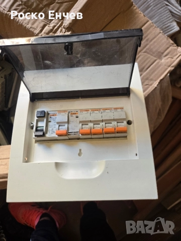 Електрическо табло с предпазители