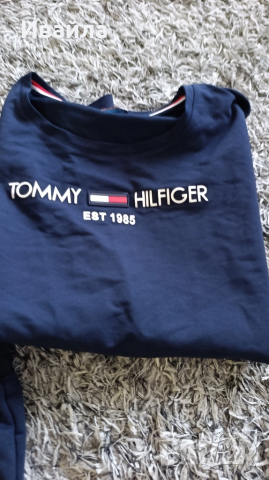 Tommy Hilfiger нов дамски екип, снимка 5 - Спортни екипи - 51540234
