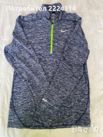 Горна тънка блуза NIKE, снимка 2 - Спортни дрехи, екипи - 50985289