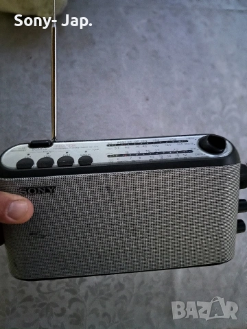 радио-Sony icf 903L, снимка 3 - Радиокасетофони, транзистори - 53622324