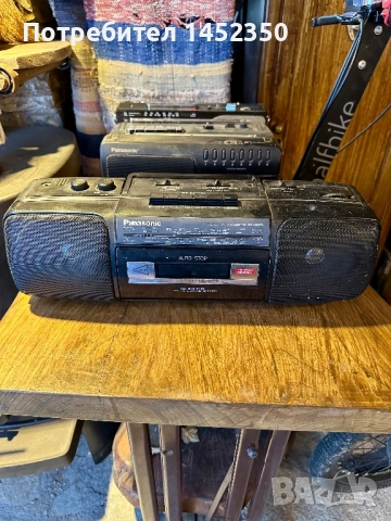 Радиокасетофони Sony и Panasonic