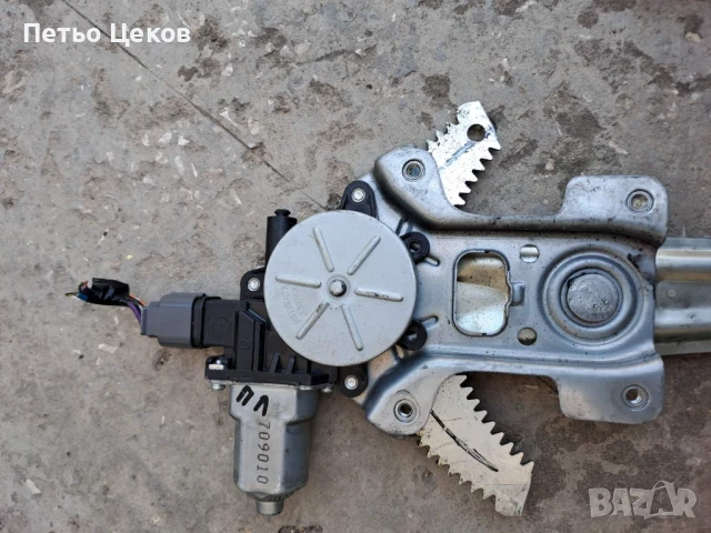 Преден ляв стъклоповдигач за MITSUBISHI OUTLANDER II SUV, снимка 3 - Части - 50795443