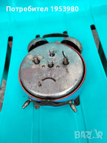 Стар будилник Corsar, снимка 2 - Антикварни и старинни предмети - 50578194