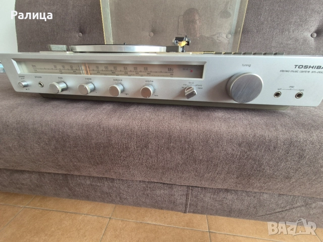 Комбинирана музикална уредба Toshiba SM-2700: грамофон + AM/FM радио + касетофон + усилвател, снимка 5 - Грамофони - 51665770