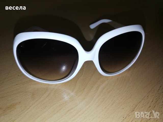 Дамски слънчеви очила, с бяла обемна рамка, снимка 7 - Слънчеви и диоптрични очила - 40327597