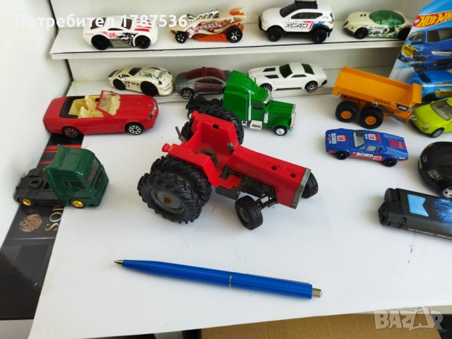 Малки колички Рено ,мерцедес  и камиончета, снимка 4 - Колекции - 52774238