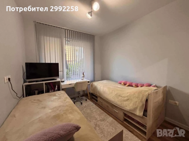 Гардероб, снимка 2 - Спални и легла - 52542571