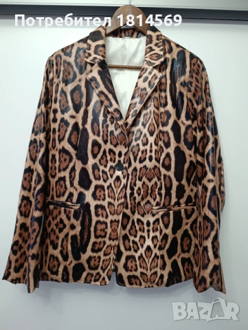 Дамски костюм , снимка 2 - Костюми - 53184756