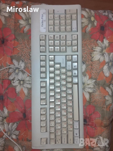 Клавиатури от стария матерял , снимка 6 - Клавиатури и мишки - 53040890