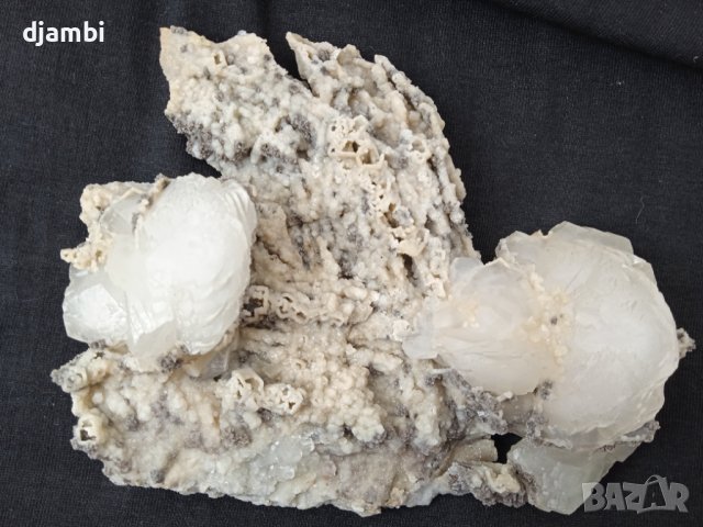 № 24,Кристали, Минерали, Калцит с доломит, Флуоресцентен калцит,, снимка 2 - Декорация за дома - 41621389