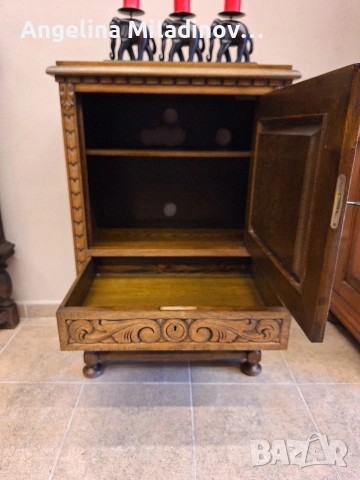 Винтидж шкаф с богата дърворезба , снимка 4 - Шкафове - 53774069