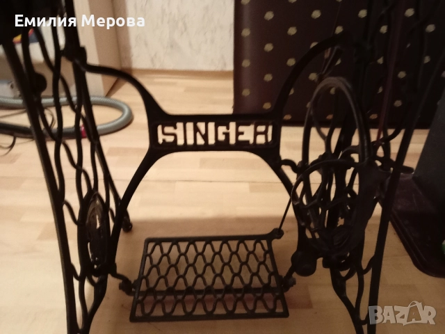 Продавам АНТИЧНА Шевна Машина SINGER , снимка 9 - Антикварни и старинни предмети - 52282932
