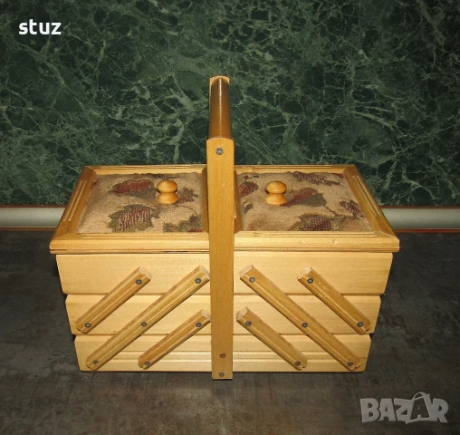 Кутия за шивашки материали и принадлежности, снимка 1