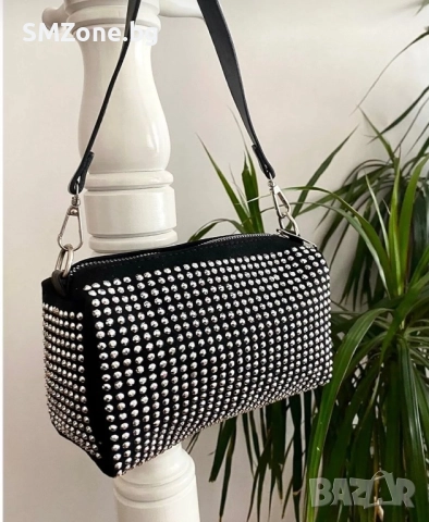 Малка дамска чанта, снимка 2 - Чанти - 51622629