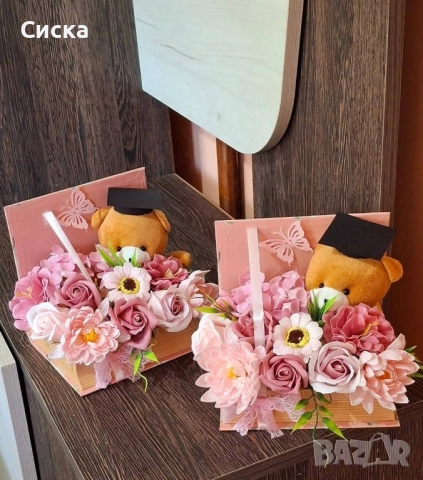 Кутии книги със сапунени цветя и плюшено мече страхотен подарък за абитуриенти🕴Абсолвенти🎓, снимка 8 - Подаръци за жени - 45381979