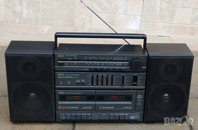 Страхотен боумбокс на Акаи! Сервизиран! 