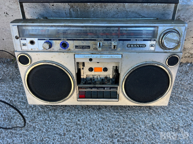 Продавам радиокасетофон SANYO, снимка 1