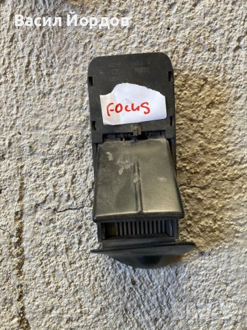 Пепелник за Форд Фокус 1 Хечбек, Ford Focus 1 Hatchback