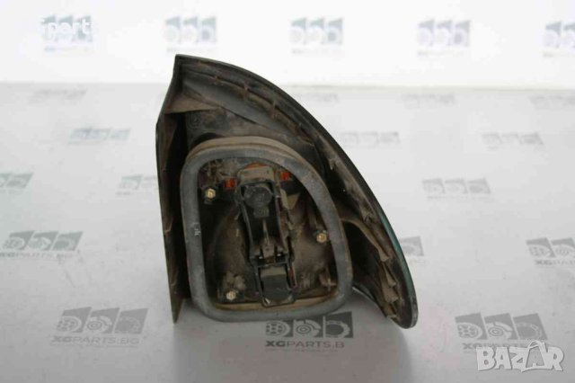 Ляв външен стоп за Renault Laguna I хечбек (1993-2002), снимка 2 - Части - 41121937