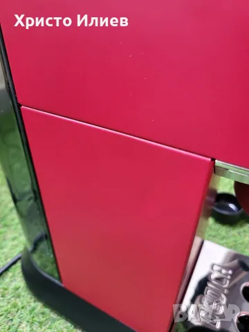 Кафемашина с ръкохватка Делонги DeLonghi Dedica EC685W Червена, снимка 4 - Кафемашини - 56192691
