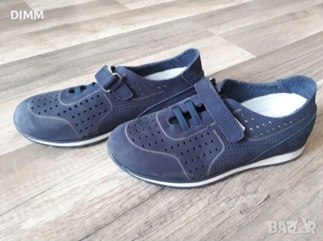 Дишащи тъмно сини обувки от естествен велур 30 номер