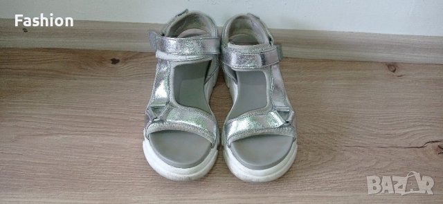 Дамски обувки 8 чифта за 15лв, снимка 3 - Дамски ежедневни обувки - 41310626