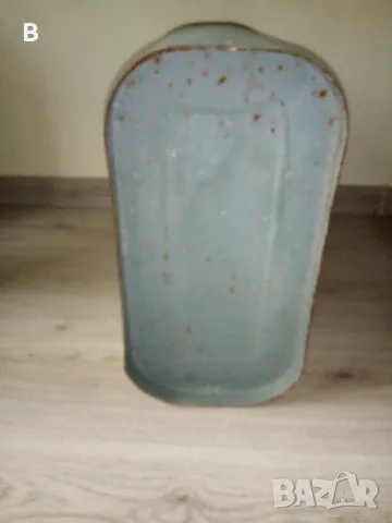 Стара туба за гориво 20 л., снимка 3 - Антикварни и старинни предмети - 49115913