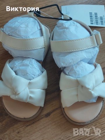 Нови сандали H&M 24 номер, снимка 1 - Детски сандали и чехли - 41331409
