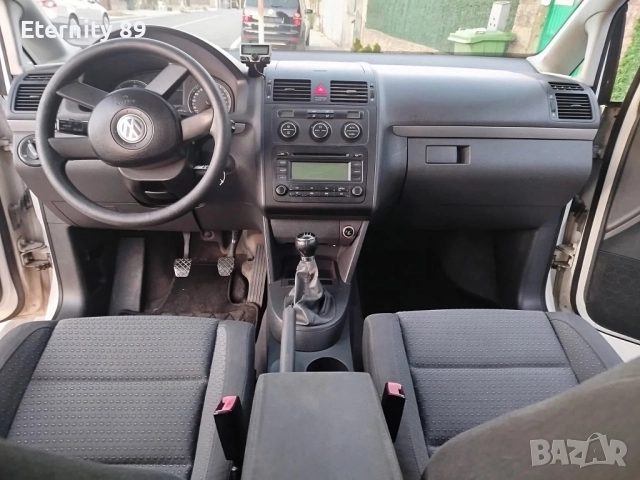 Volkswagen Touran 1.9 tdi, снимка 7 - Автомобили и джипове - 51540373