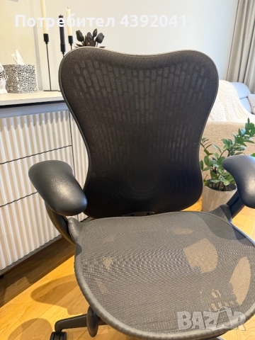 Herman Miller Mirra 2 (Fully Loaded) Офис Стол с Пеперудообразна облегалка - Като Нов! , снимка 2 - Столове - 49166924