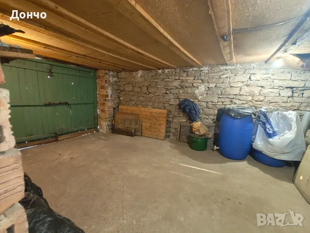 Двуетажна къща с. Дичин, обл. В. Търново, снимка 14 - Къщи - 55839604