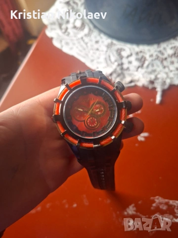 Червен часовник