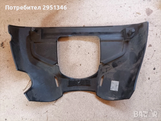 Капак двигател Porsche 4.8 gts 7pp130114, снимка 3 - Части - 51869745