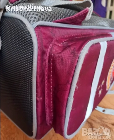 Ергономична ученическа раница с подарък несесер, снимка 7 - Раници - 51672520