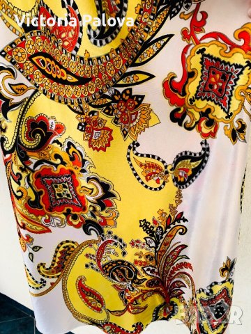 Ярка къса рокля с открит гръб, снимка 5 - Рокли - 44443978