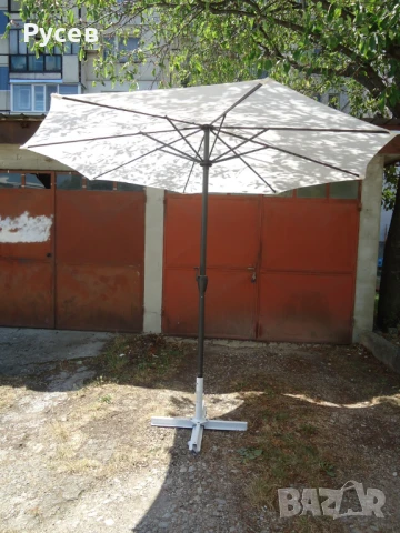 Градински чадър 3м. диаметър