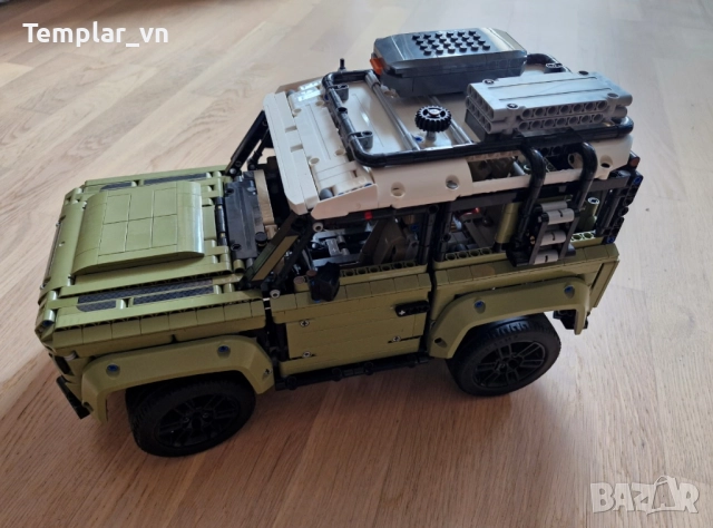 LEGO Technics Land Rover Defender 42110 +Книжка