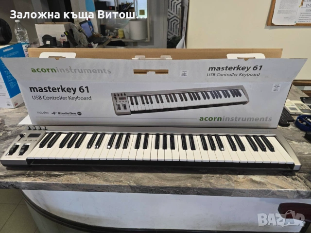 MIDI Контролер Acorn Masterkey 61