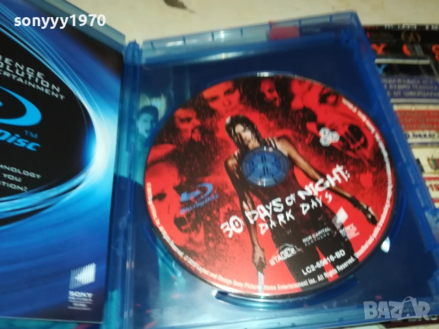 DARK DAYS BLU-RAY DISC 2109250842, снимка 10 - Blu-Ray филми - 51783315