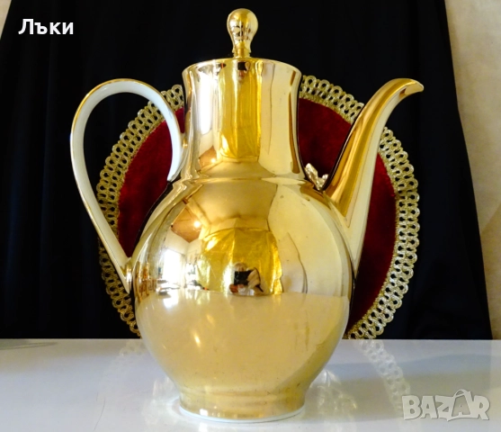 Кана баварски порцелан,злато,картина,1.5 л. , снимка 2 - Антикварни и старинни предмети - 52267846