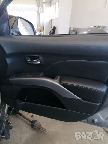 Citroen C-ccrosser 2.2HDI 4x4, снимка 7 - Автомобили и джипове - 33810097