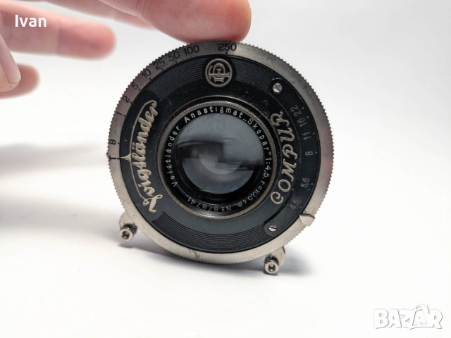 Обектив Voigtlander Anastigmat SKOPAR 4.5/105mm compur