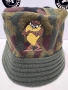 Мъжка зимна букет шапка VINTAGE LOONEY TUNES TAZ. Размер S, снимка 4