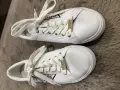 Бели кецове Guess, снимка 3