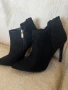 Черни Боти на ток, снимка 1