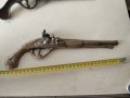 пистолет за декорация, снимка 1 - Антикварни и старинни предмети - 41562513
