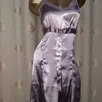 L Сатенена рокля в лилаво с пайети и воал, снимка 1 - Рокли - 41769426